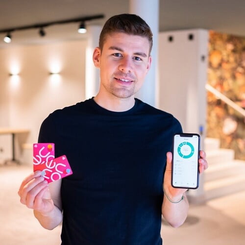 Matthias, Gründer von findependent, präsentiert die Zusammenarbeit mit Neon